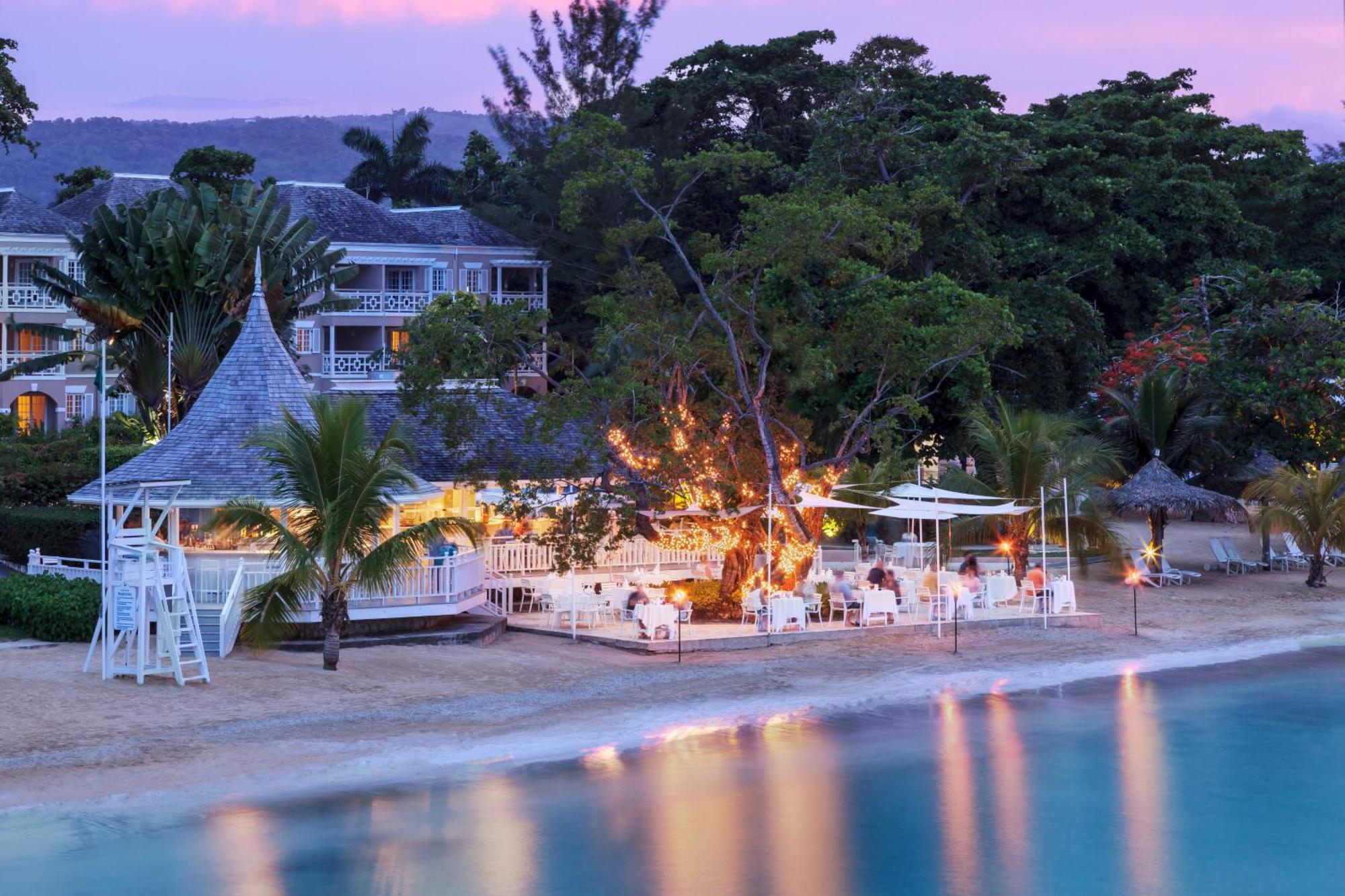 Couples Sans Souci (Adults Only) Hotel Очо Риос Екстериор снимка